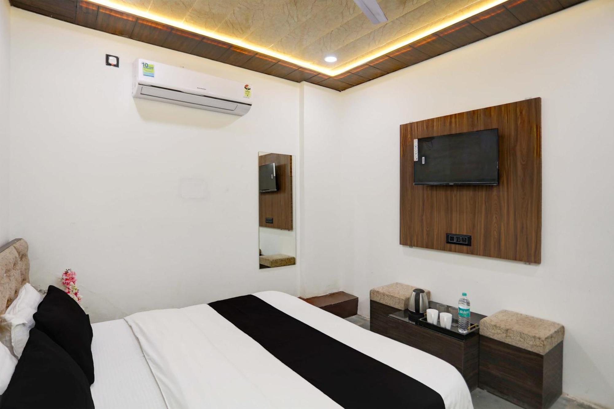 Collection O Park Paradise دلهي المظهر الخارجي الصورة