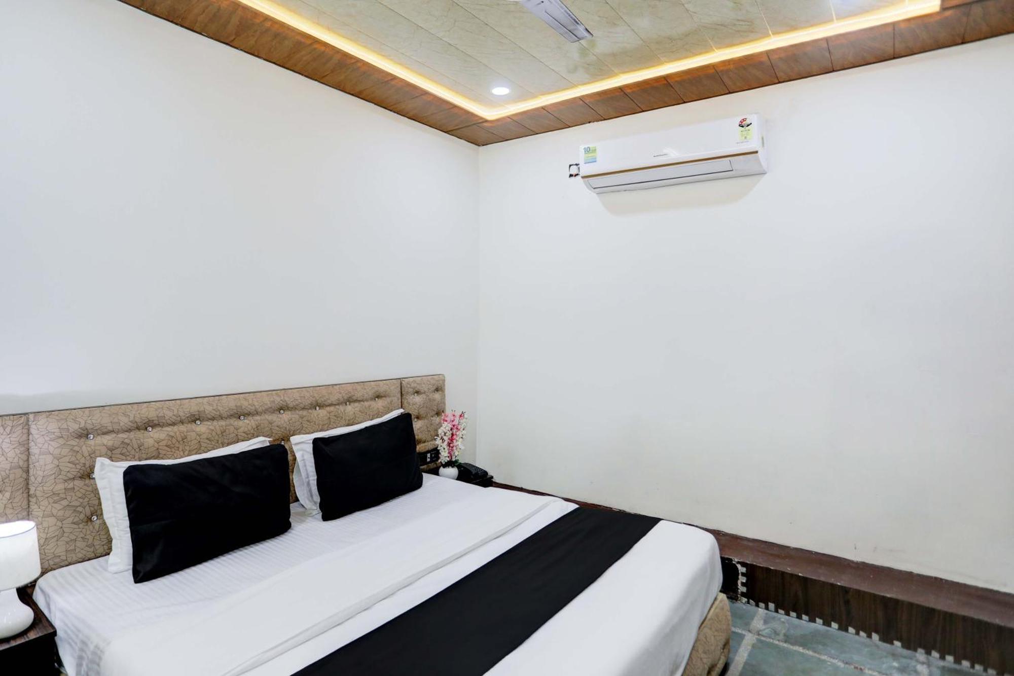 Collection O Park Paradise دلهي المظهر الخارجي الصورة